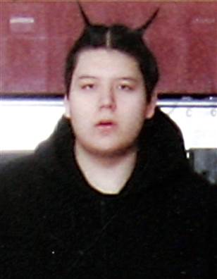 16y Old Jeff Weise Kills his Grandfather